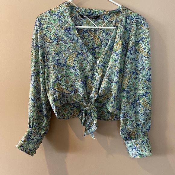 Zara blouse - Picture 1 of 6